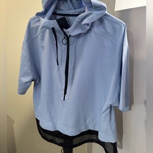 Lightweight sporty jacket